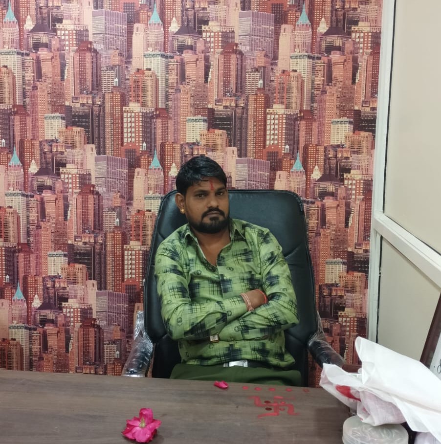 City Vadapav Founder